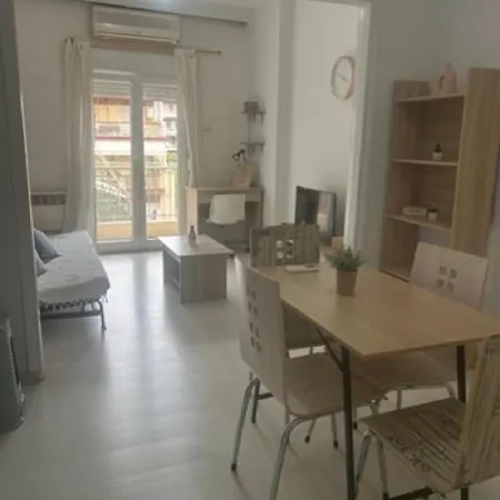 Istos 7 Center Apartment