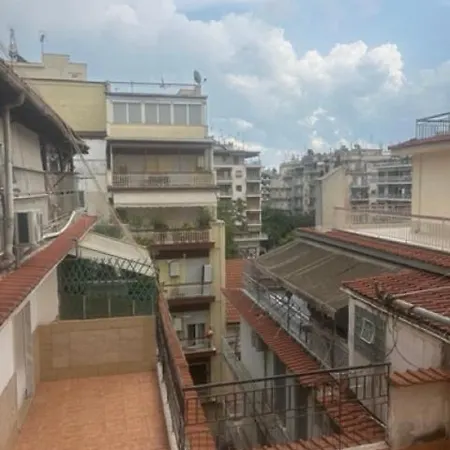 Istos 7 Center Apartment